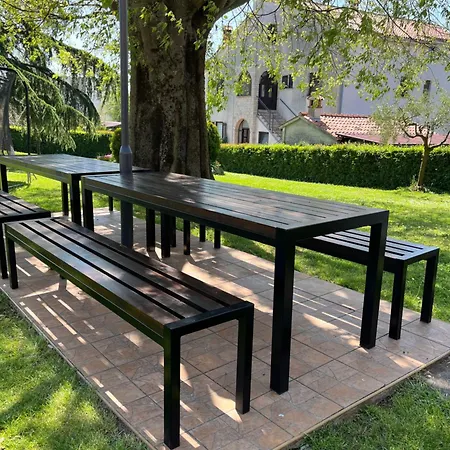 Oda ve Kahvaltı Danica 3*